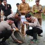 Kapolres Aceh Selatan: Penanaman mangrove di Sepanjang Pantai Salah Satu Langkah Mitigasi Bencana